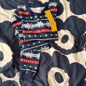 Hanna Andersson pj’s 160 cm (US 14) Nordic Pattern Pajama set - Blue, Red, White